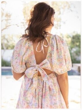 Jillian Harris x Joe Fresh puff sleeved, open back linen dress